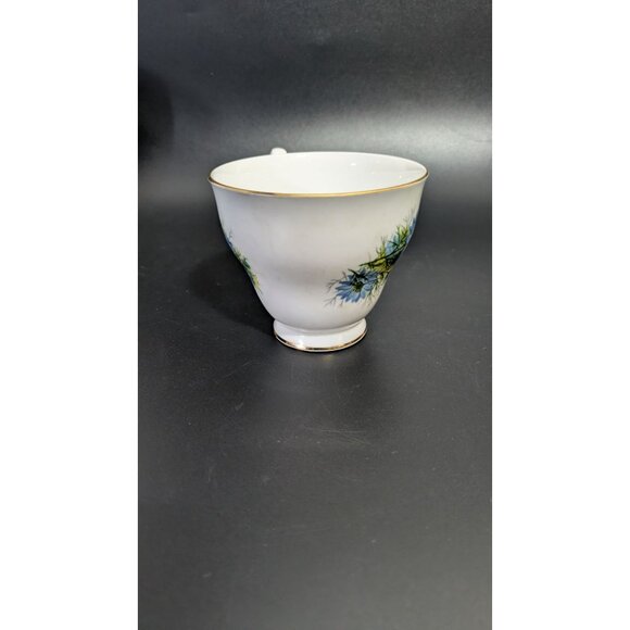 Royal Windsor Bone China Tea Cup Blue Floral Gold Trim Vintage England Teacup - Picture 6 of 11